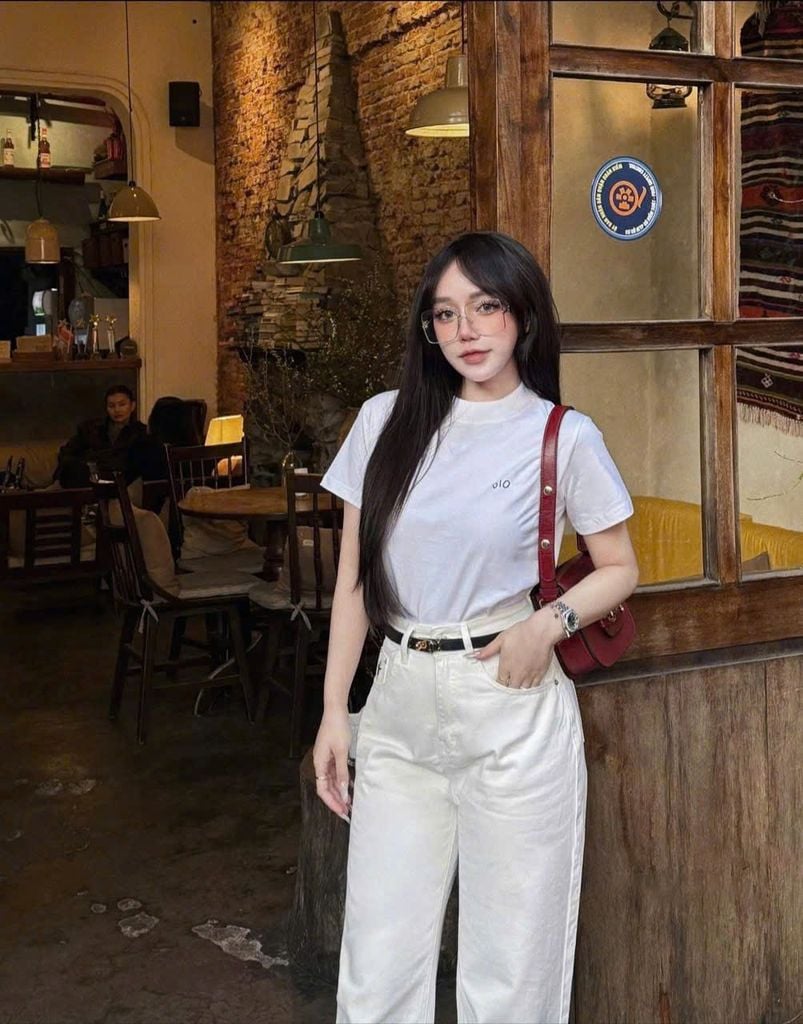 TB7702 SET ÁO THUN TRẮNG THÊU QUẦN DÀI + NỊT