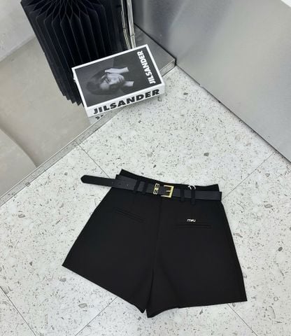 LEN0853 QUẦN SHORT QC ĐÍNH TAG MIU KÈM NỊT (ĐEN)