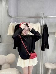 VGU9634-Set thun áo tay dài thêu tim , CV xếp ly Kem (áo Đen)