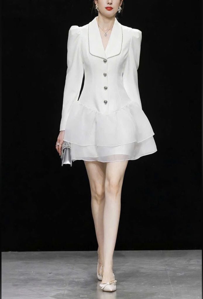 VRA0463 ĐẦM VEST TK NÚT ĐÁ (TRẮNG)