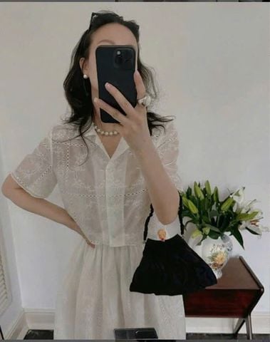 TQ4050-Set tơ thêu CC Kem ( áo cổ vest+áo thun 2dây+CV dài )