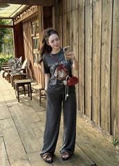 TB7745-Set thun tăm áo in hình, quần suông Xám