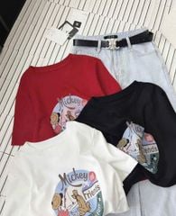 TB7847-Set áo thun in hình, quần jean dài+nịt CC (áo đen)