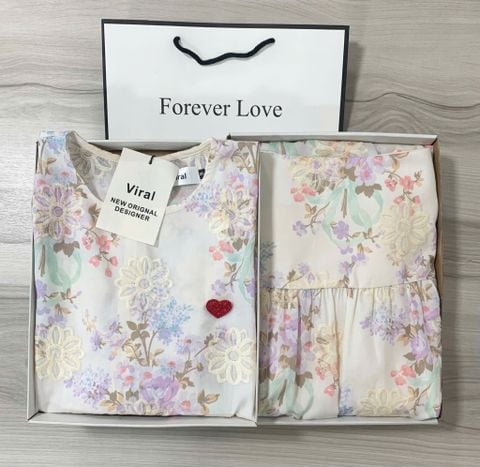 VRA0512 SET THÊU HOA+ TAG TIM ĐỎ