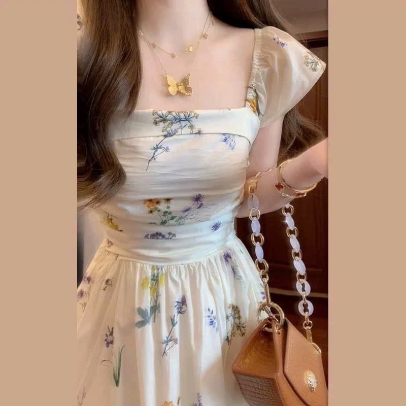 KS0535-Đầm hoa cổ vuông Kem