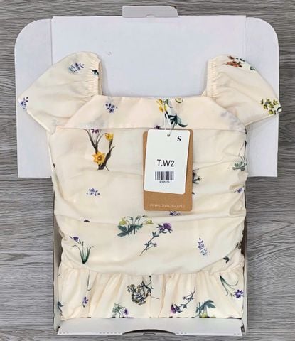 KS0535-Đầm hoa cổ vuông Kem