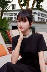 TB7930-Đầm dài viền cổ kết ngọc Đen