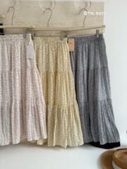 LEN2327 CHÂN VÁY HOA TẦNG QC (VÀNG)