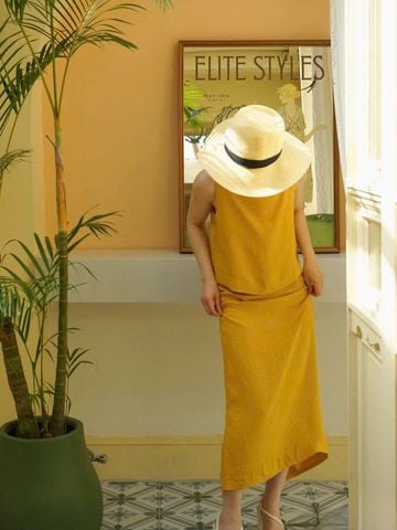 VGU0013-Set áo cổ vuông, CV dài Vàng