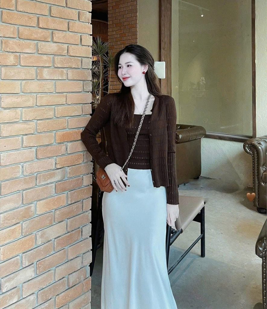 KS0581-Chân váy Lụa màu Kem (CV lẻ)