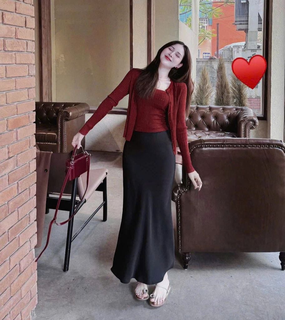 KS0581-Chân váy Lụa màu Kem (CV lẻ)