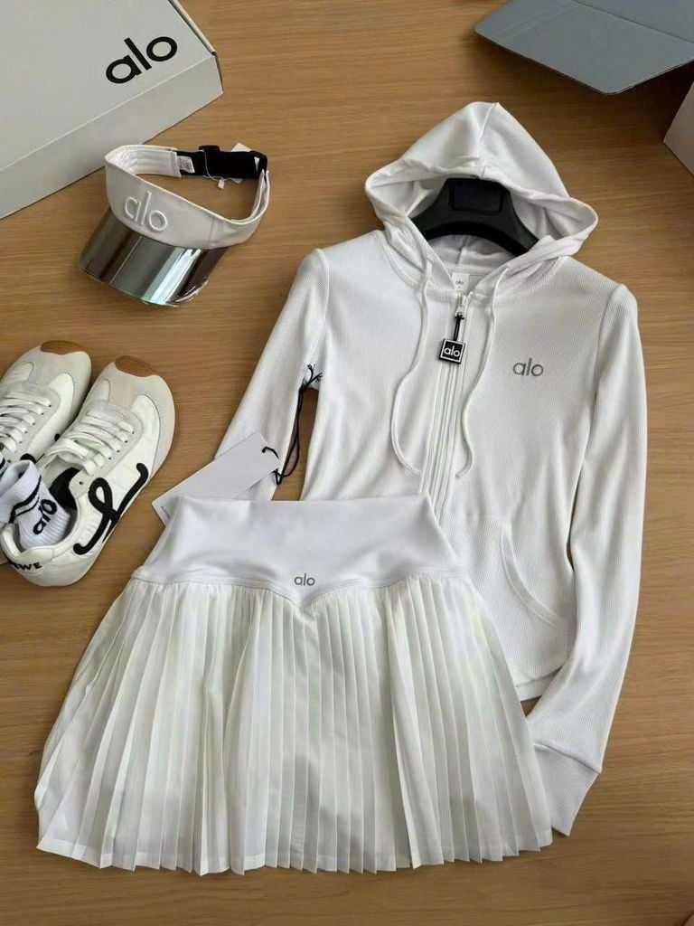 VGU0028-Set áo khoác +CV ngắn xếp ly thêu alo Trắng