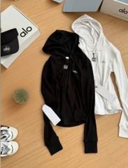 VGU0027-Set áo khoác +CV ngắn xếp ly thêu alo Đen