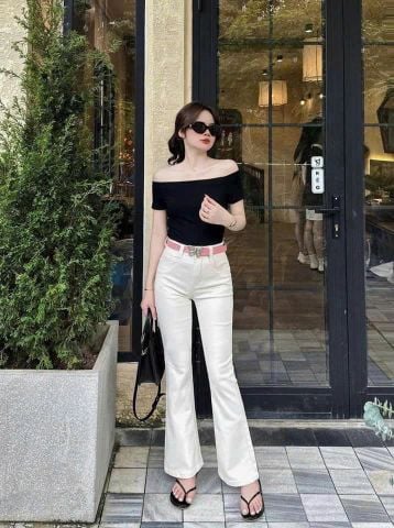 KS0579-Set áo bệt vai, quần jean + nịt CC