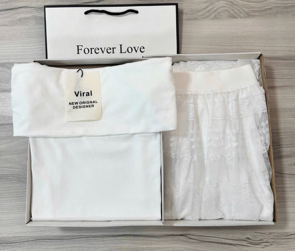VRA0560-Set áo thun bệt vai, CV ren lưới Trắng