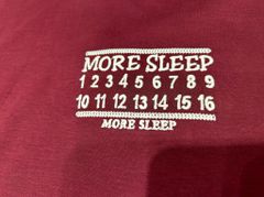 QCC2268-Áo thun More Sleep thêu số Đỏ
