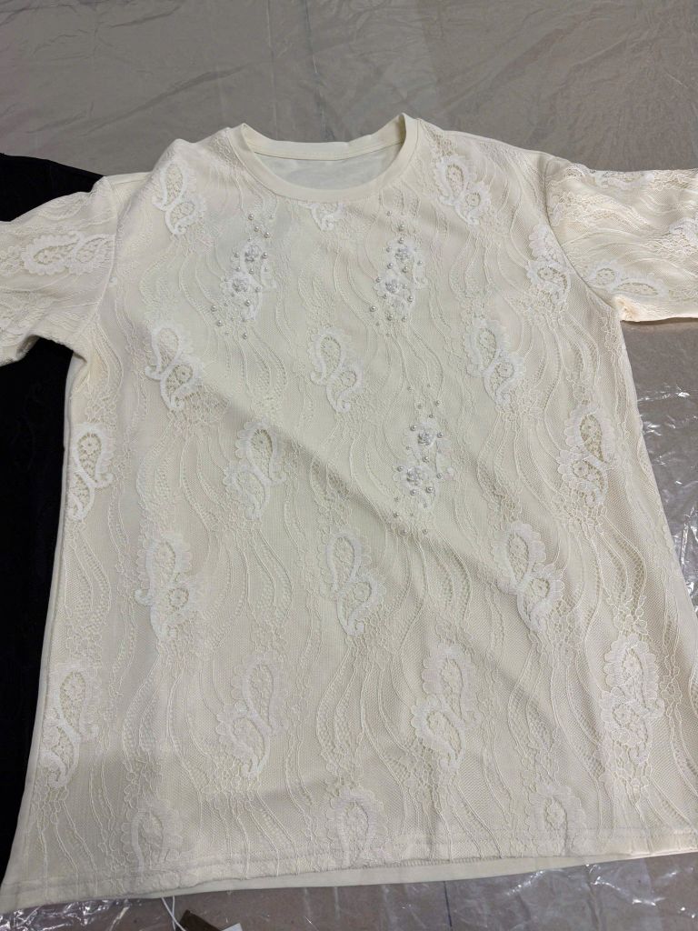 QCC2144 ÁO THUN QC PHỐI REN (ĐEN)