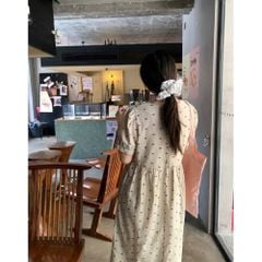 KS0607-Đầm suông linen họa tiết nơ Kem