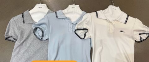 QCC2630-Áo thun cổ polo viền sọc thêu chữ Trắng