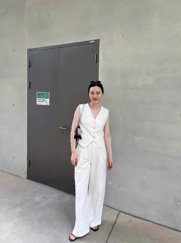 KS0639-Set linen áo gile, quần dài Kem