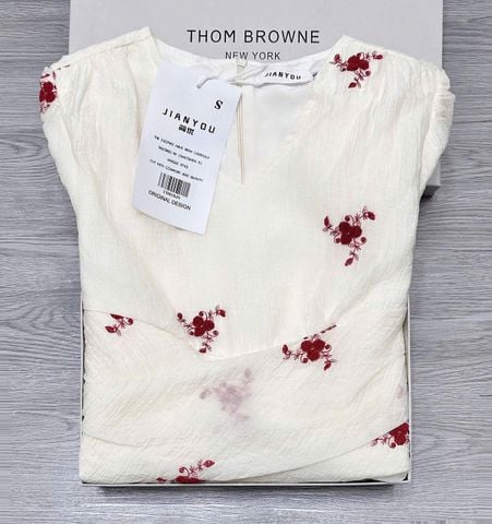 TB8184 ĐẦM HOA KEM TAY PHỒNG CAO CẤP