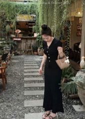 KS0683-Set thun áo body cổ V đính nút, Cv dài Đen