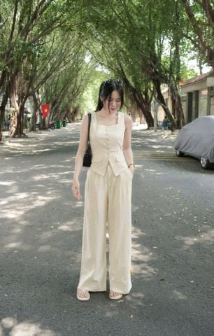 KS0731-Set áo cổ vuông phối nắp túi, quần dài Kem