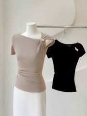 VRA0615-Áo thun kiểu nhúng eo,vai đính tag Trắng (áo lẻ)