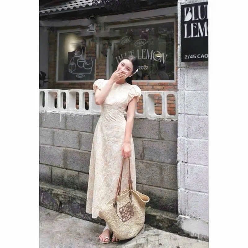 KS0753-Đầm kate thêu hoa Hồng Đậm