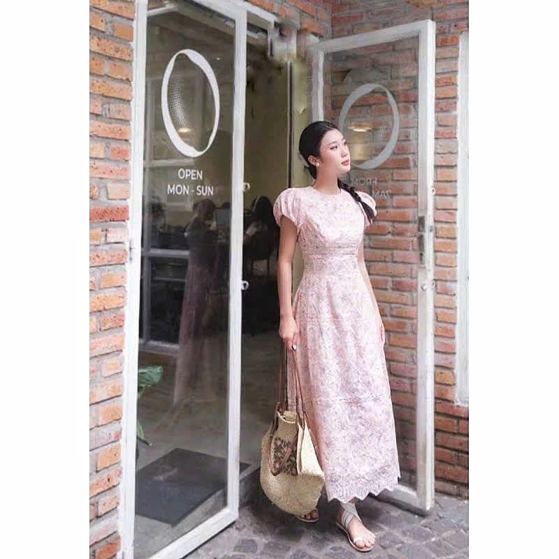 KS0753-Đầm kate thêu hoa Hồng Đậm