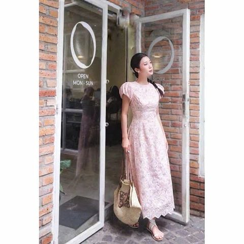 KS0753-Đầm kate thêu hoa Hồng Đậm