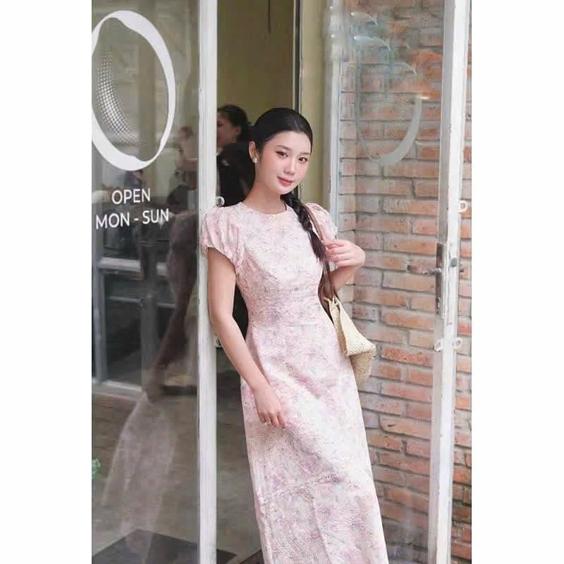 KS0753-Đầm kate thêu hoa Hồng Đậm