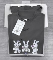 TB8293-Set áo thun in thỏ, quần short viền bèo Xám