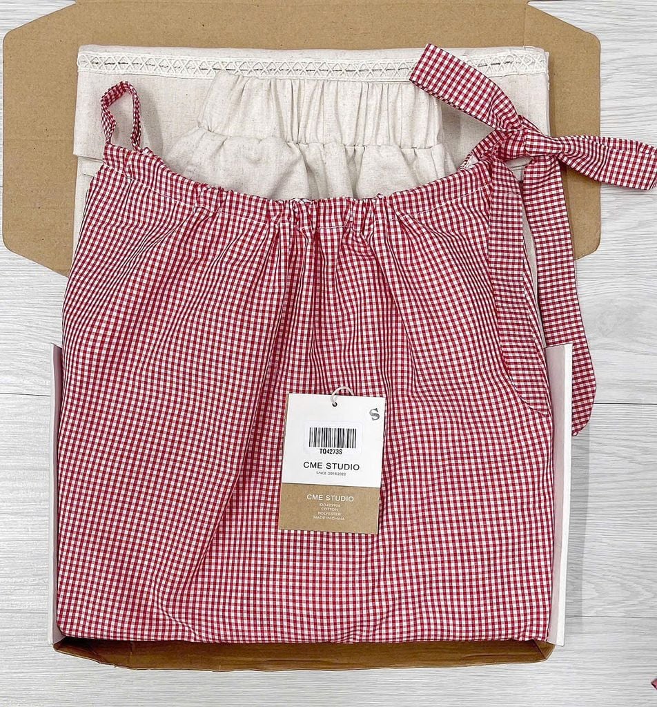 TQ4273-Set áo caro nhí cột dây vai, quần suông phối ren Kem