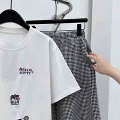 TQ4275-Set áo thun trắng in hình, quần caro nhí nhúng bèo