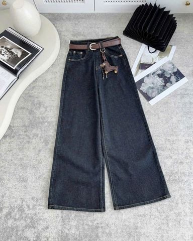 TB8207-Quần jean suông đính charm + Nịt (xanh)