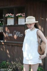 VGU0302-Set áo sát nách viền cổ kết hạt, quần short Trắng