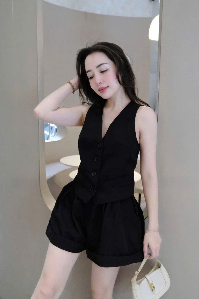 TQ4293-Set áo gile, quần short Đen