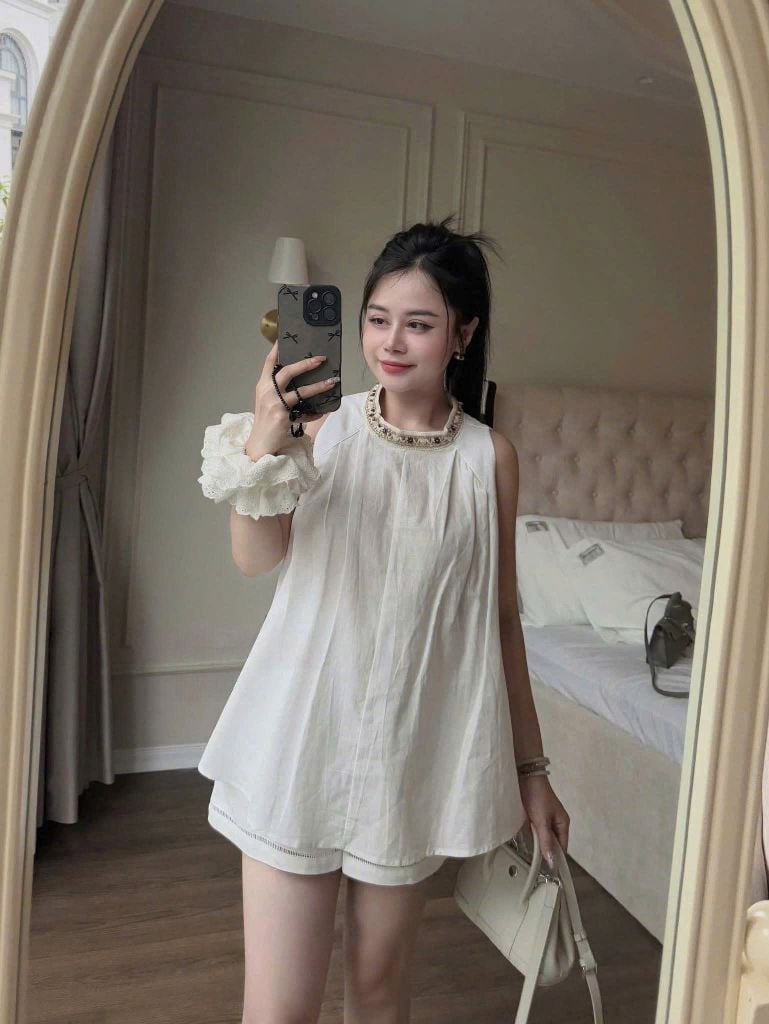 TQ4298-Set linen, áo phối viền cổ đính hạt+quần short Trắng