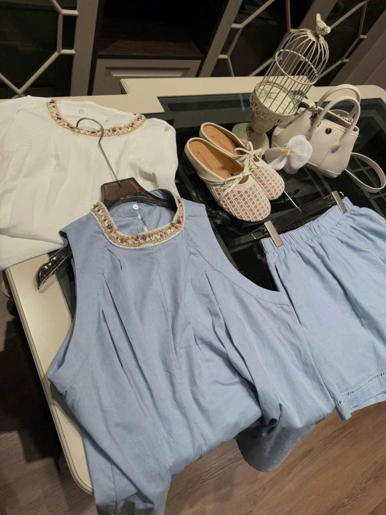 TQ4297-Set linen, áo phối viền cổ đính hạt+quần short Xanh