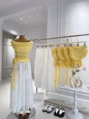 VGU0357-Set áo bệt vai eo đính hoa, CV ren dài Trắng