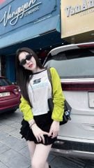 VGU0369-Áo thun Trắng in chữ phối tay vàng (áo lẻ)