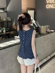 SKY8449-Set áo chấm bi sau lưng phối nút nhúng bèo, quần short Kem