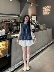 SKY8449-Set áo chấm bi sau lưng phối nút nhúng bèo, quần short Kem