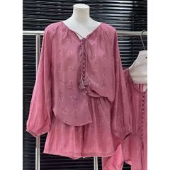 TB8383-Set áo tay dài, quần short họa tiết hoa Hồng