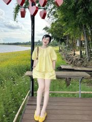 TQ4324-Set áo tay phồng, quần short Vàng