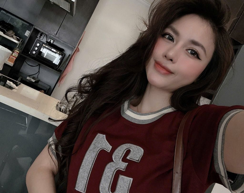 VGU0480-Set áo phối viền số 31, quần short thêu chữ Đỏ
