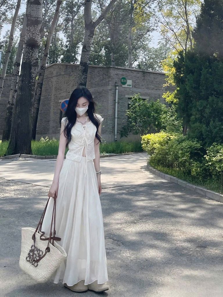 VGU0517 - SET ÁO KIỂU + CHÂN VÁY DÀI