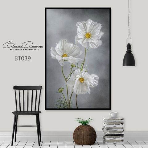  Tranh khổ dọc 3 bông hoa trắng BT039 