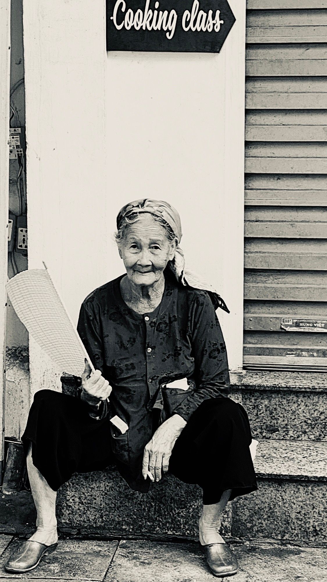  Tranh Người phụ nữ trong bếp 